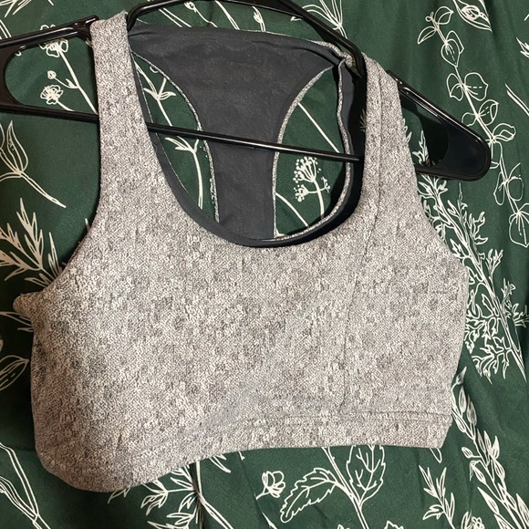 Gymshark sports bra - Picture 3 of 3